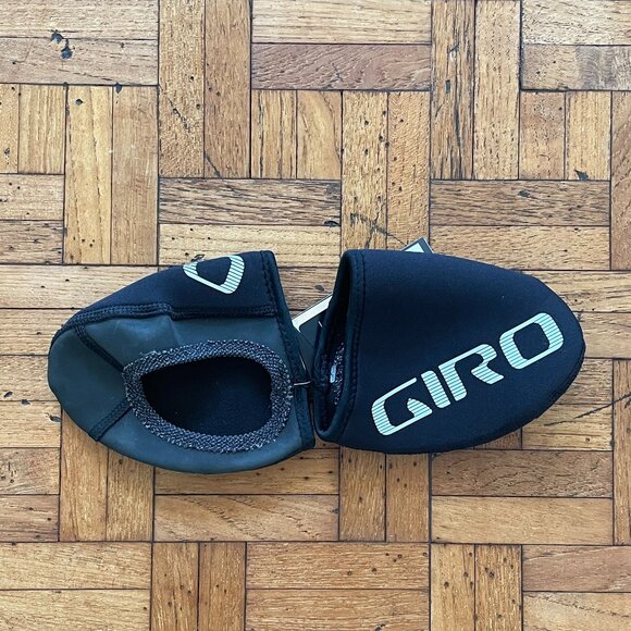 GIRO Ambient Toe Cover - Picture 5 of 5